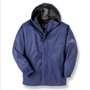 Men’s Black Pacific Trail light weight jacket size M